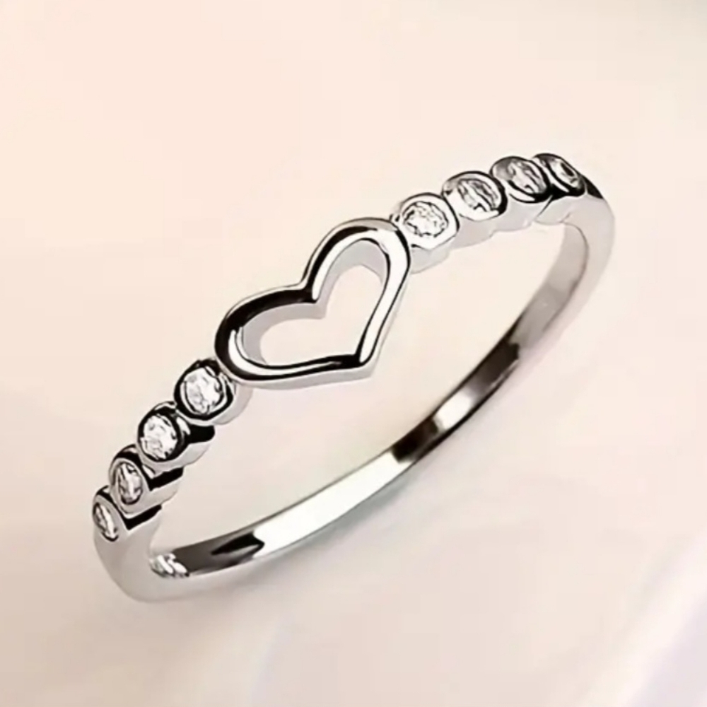Heart SIlver Tone Ring - Picture 1 of 1